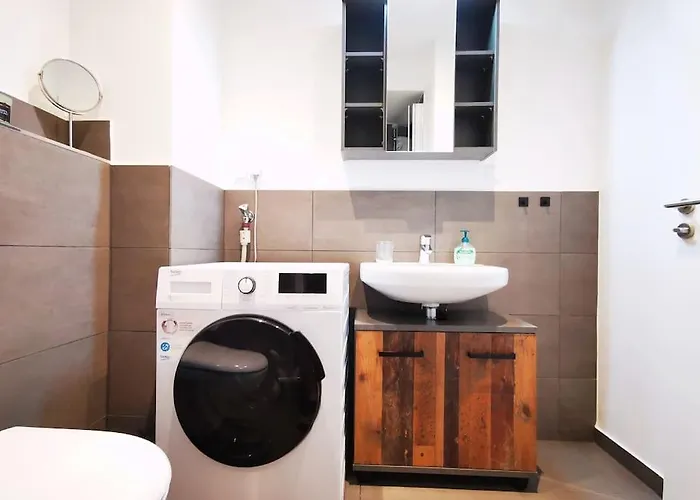 Apartament Hh 06 By Rockchair - Superhost Status - Modernes Mit Sonnigem Balkon & Premium Boxspringbetten In Winterhude - Geheimtipp *