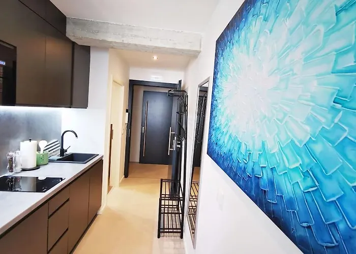 Apartament Hh 06 By Rockchair - Superhost Status - Modernes Mit Sonnigem Balkon & Premium Boxspringbetten In Winterhude - Geheimtipp *