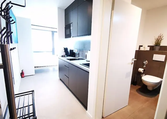 Hh 06 By Rockchair - Superhost Status - Modernes Mit Sonnigem Balkon & Premium Boxspringbetten In Winterhude - Geheimtipp Apartament